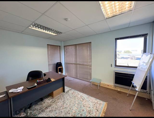 255M² OFFICE TO LET IN NOORDWYK